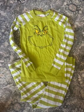 Hanna Andersson Grinch PJs
